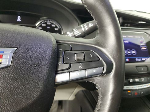 Used 2020 Cadillac XT4 Premium Luxury image 33