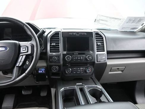 Used 2016 Ford F150 XLT w/ Equipment Group 302A Luxury AWD/4WD image 23