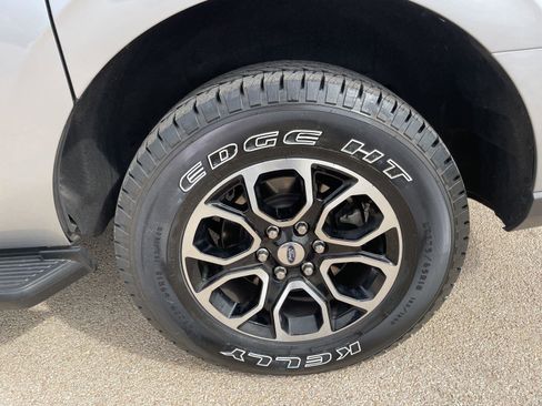 Certified 2024 Ford Expedition Max XLT image 35