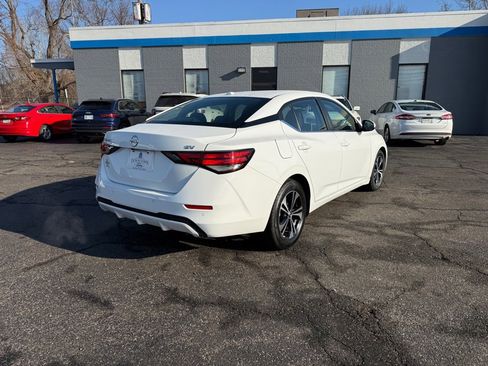 Used 2023 Nissan Sentra SV image 7
