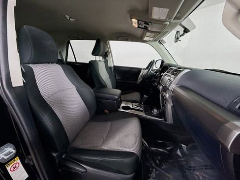 Used 2017 Toyota 4Runner SR5 image 26