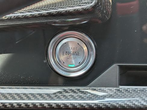 Used 2025 Chevrolet Corvette Stingray Coupe w/ Battery Protection Package RWD image 31