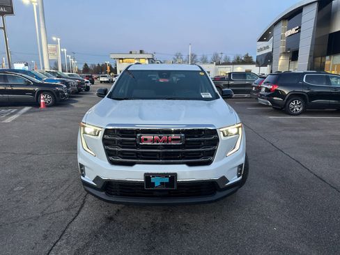 New 2026 GMC Acadia Elevation w/ Elevation Premium Package image 2