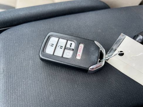 Used 2016 Honda Civic EX-T image 29