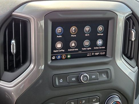 Used 2026 Chevrolet Silverado 1500 Custom RWD image 11