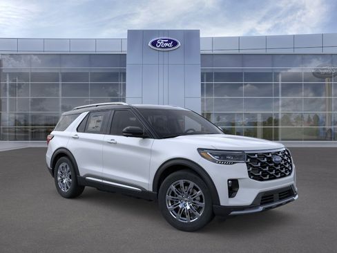 New 2026 Ford Explorer Platinum image 30