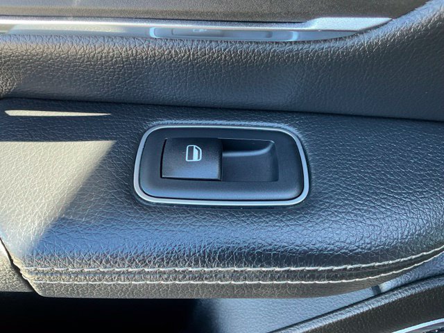 Used 2019 RAM 1500 Laramie AWD/4WD image 23