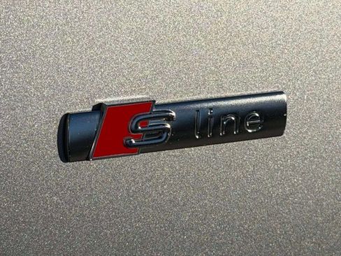 Used 2025 Audi A6 Premium Plus w/ Premium Plus Package image 47