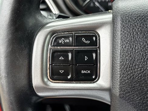 Used 2018 Dodge Journey Crossroad w/ Driver Convenience Group image 24