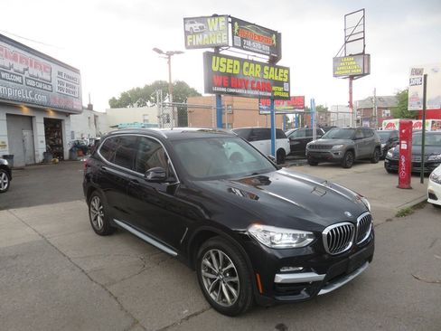 Used 2019 BMW X3 xDrive30i w/ Premium Package AWD/4WD image 3