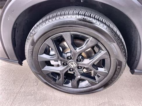 Certified 2025 Honda HR-V Sport image 9