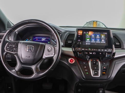 Used 2024 Honda Odyssey Sport image 17