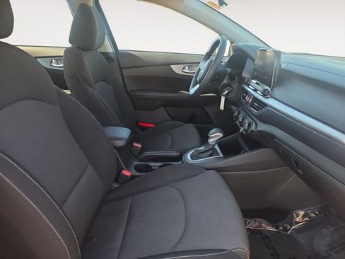 Used 2023 Kia Forte LXS FWD image 15