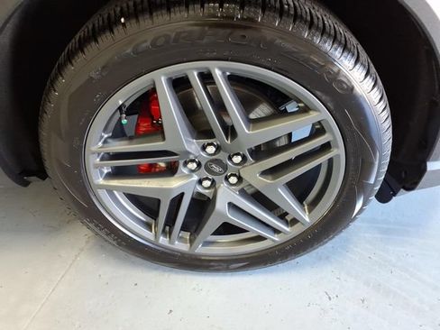 Used 2025 Ford Explorer ST w/ Sun And Sound Package RWD image 9