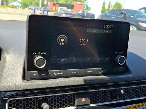 Used 2025 Honda Civic Sport image 17