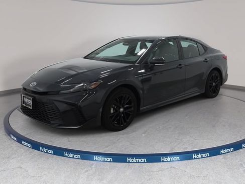 Certified 2025 Toyota Camry SE w/ Convenience Package AWD/4WD image 1