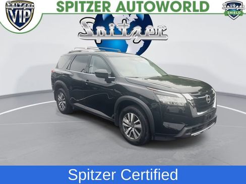 Used 2023 Nissan Pathfinder SL AWD/4WD image 2