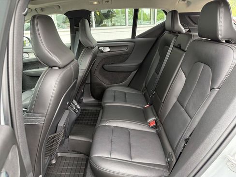 Used 2024 Volvo XC40 B5 Ultimate w/ Protection Package Premier AWD/4WD image 41