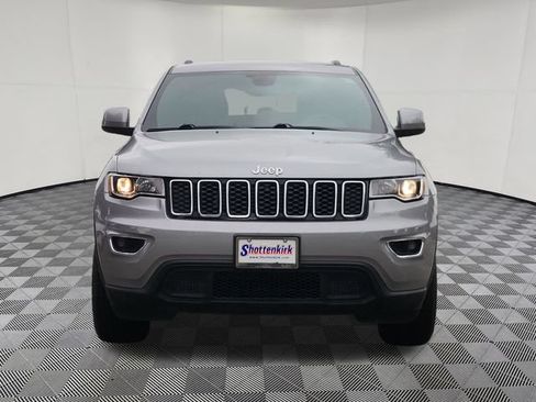 Used 2021 Jeep Grand Cherokee Laredo RWD image 2