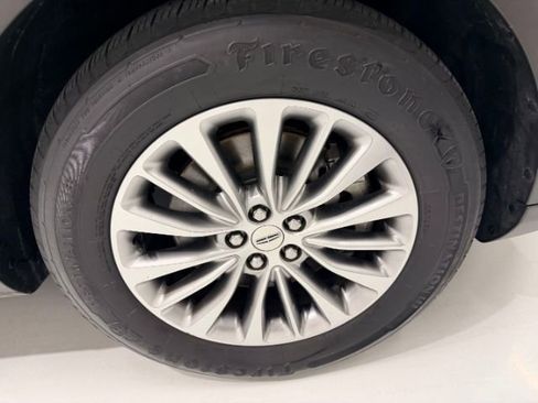 Used 2017 Lincoln MKX Select w/ Select Plus Package image 18