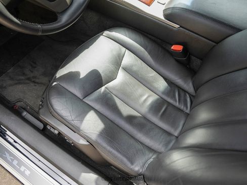 Used 2006 Cadillac XLR RWD image 36
