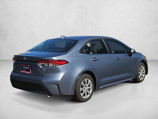 Used 2026 Toyota Corolla LE FWD image 5