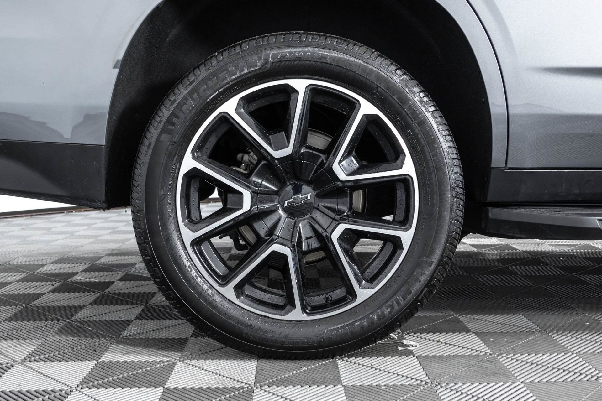 Used 2022 Chevrolet Tahoe RST w/ Luxury Package AWD/4WD image 51