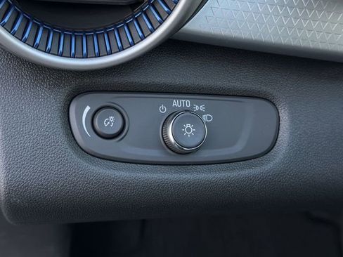 New 2026 Chevrolet Trax LS w/ Driver Confidence Package image 16