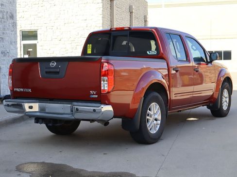 Used 2019 Nissan Frontier SV w/ Value Truck Package RWD image 3