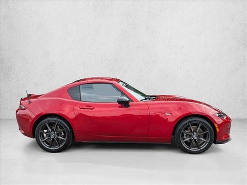 Used 2017 MAZDA MX-5 Miata RF Club RWD image 4