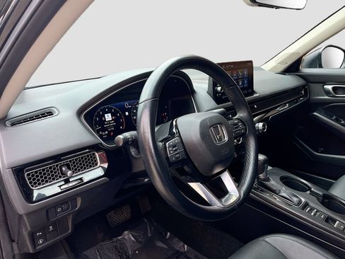 Used 2024 Honda Civic Touring image 9