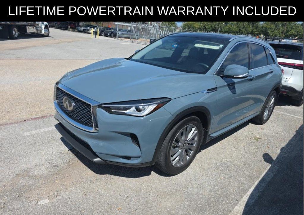Certified 2023 INFINITI QX50 Luxe FWD image 2