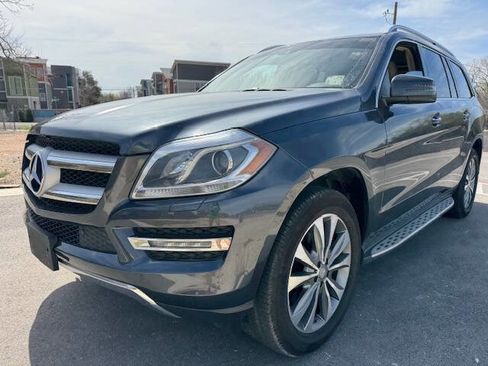 Used 2016 Mercedes-Benz GL 450 4MATIC image 2