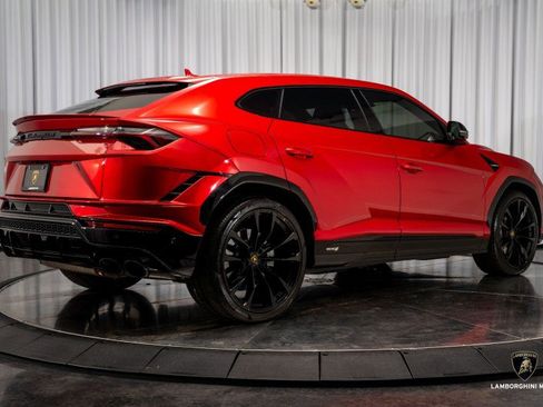Used 2023 Lamborghini Urus S image 19