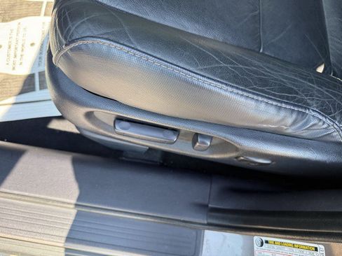 Used 2010 Honda CR-V EX-L image 17