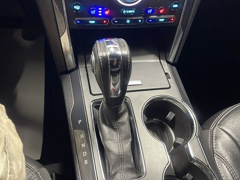 Used 2018 Ford Explorer Limited AWD/4WD image 12