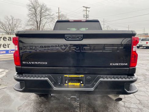 Used 2023 Chevrolet Silverado 2500 Custom w/ Gooseneck/5TH Wheel Package image 3