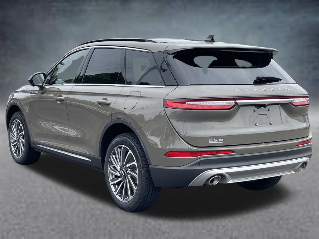 New 2025 Lincoln Corsair Reserve FWD image 21