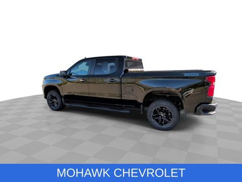 Used 2023 Chevrolet Silverado 1500 Custom Trail Boss w/ Midnight Edition AWD/4WD image 7