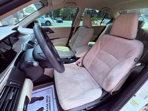 Used 2014 Honda Accord Hybrid Sedan image 12