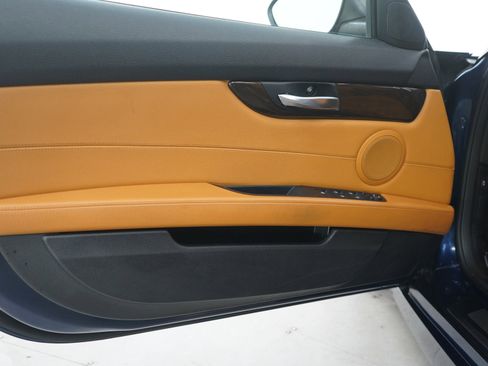 Used 2011 BMW Z4 sDrive35i RWD image 12