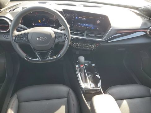 Certified 2025 Chevrolet Trax RS w/ Driver Confidence Package FWD image 11