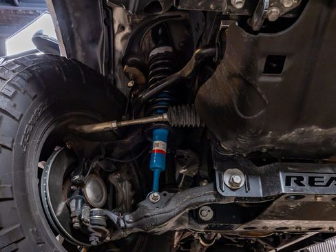 Used 2016 Toyota Tacoma TRD Sport image 13