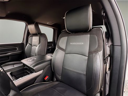 Used 2024 RAM 3500 Laramie w/ Night Edition image 29