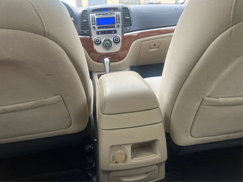Used 2009 Hyundai Santa Fe SE FWD image 21