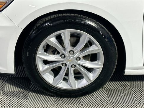 Used 2022 Chevrolet Malibu LT image 12