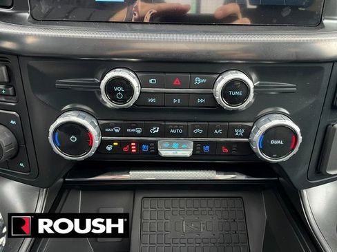 New 2025 Ford F150 Lariat w/ Equipment Group 502A High image 24