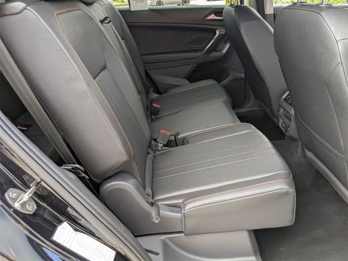 Used 2024 Volkswagen Tiguan Wolfsburg Edition image 29