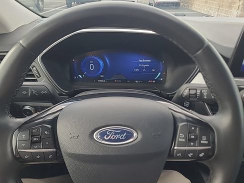 Used 2022 Ford Escape Titanium w/ Class II Trailer Tow Package AWD/4WD image 13