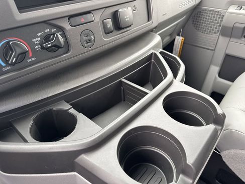 New 2026 Ford E-350 and Econoline 350 Super Duty w/ Power Equipment Group RWD image 38